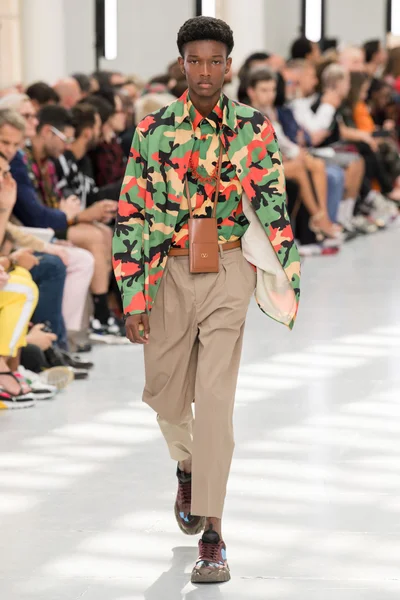 Look 29